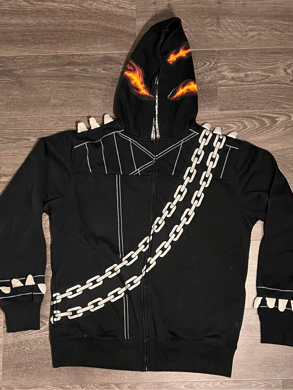 Black Men's Zip-Up Hoodie with Flame Hood & Chain Graphic